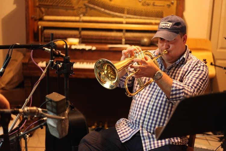 Angus Neil — photo 16