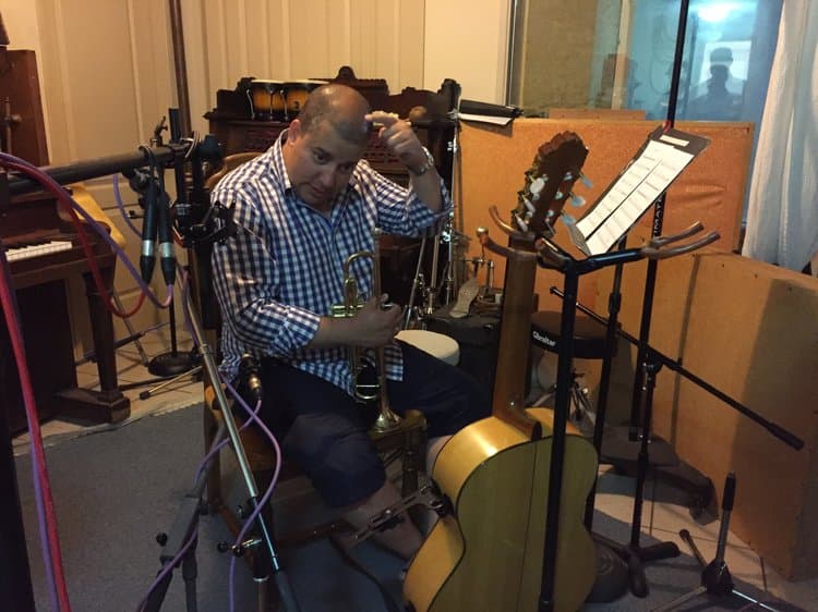 Angus Neil — photo 17